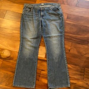 Old Navy The Flirt Jeans Size 16